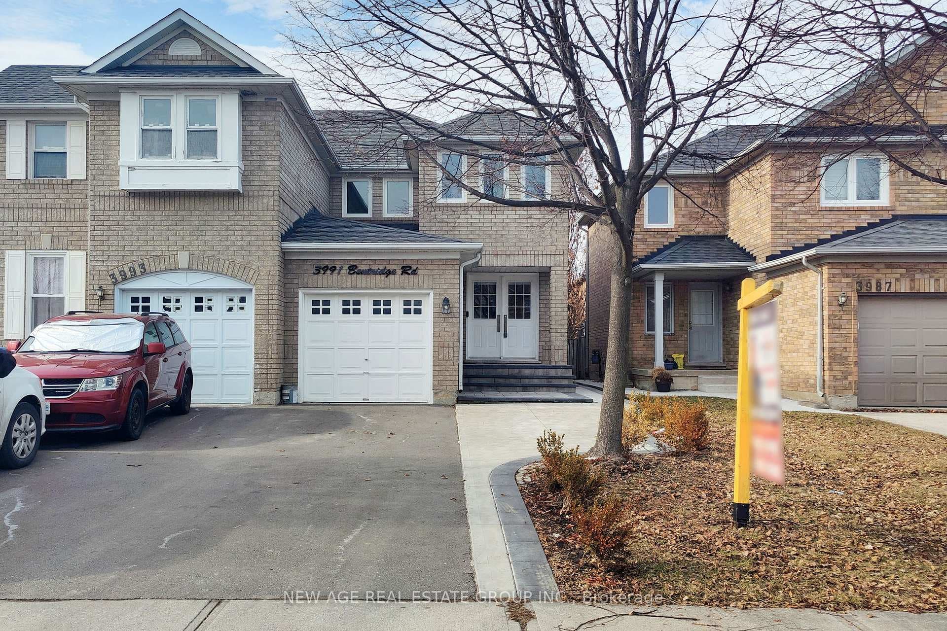 3991 Bentridge Road, Mississauga, ON L5N 7W9 - Photo 1