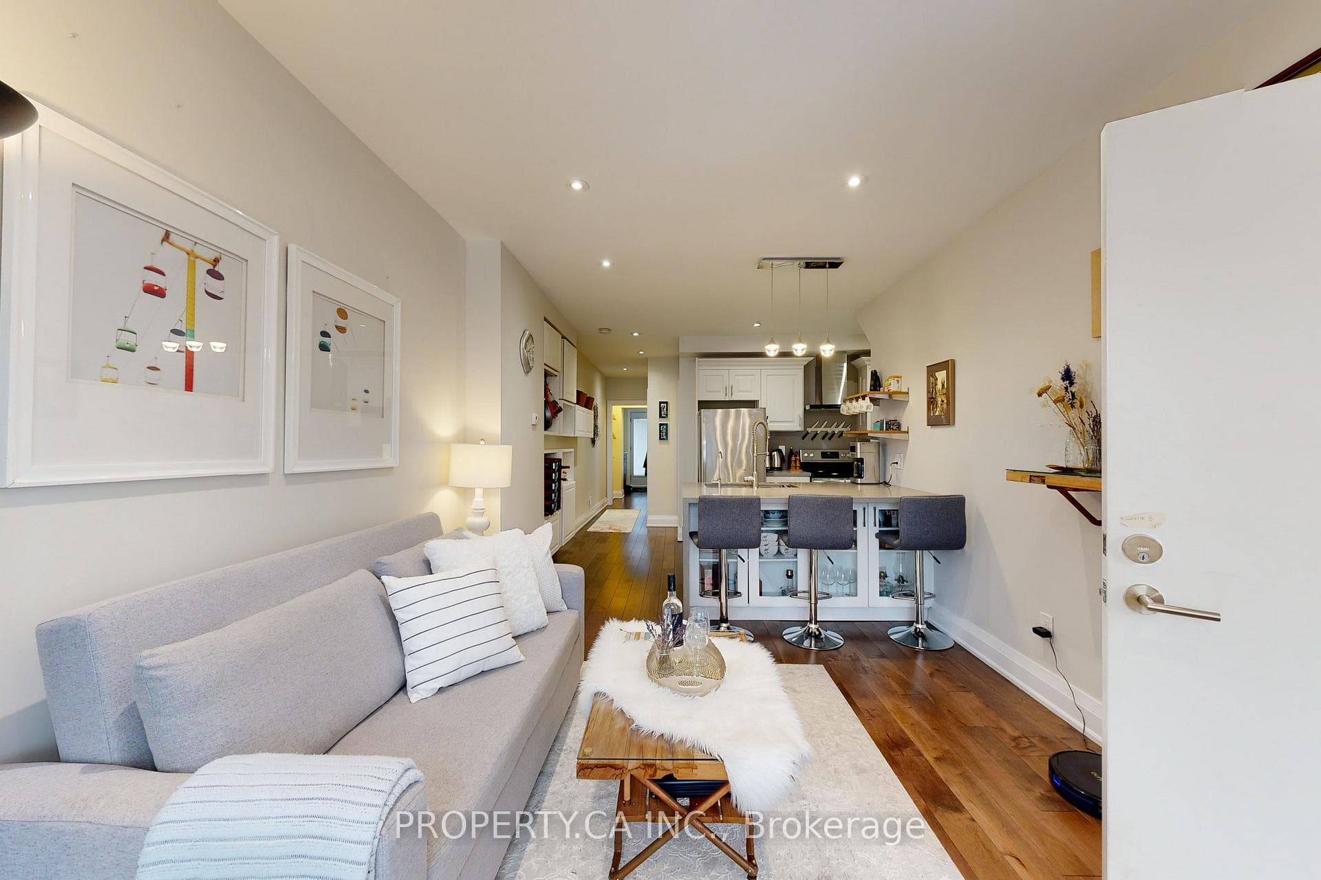 635 Christie Street Unit Main, Annex / Yorkville / Summerhill, ON M6G 3E6 - Photo 1