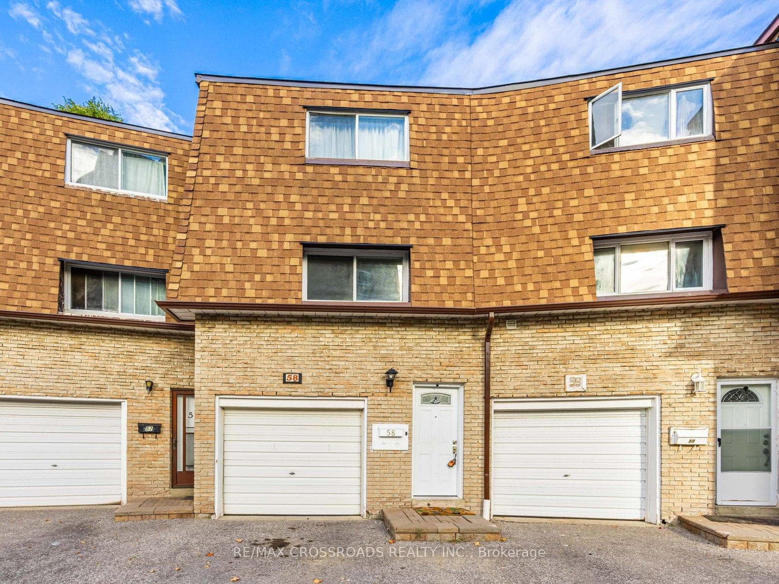 120 Beverly Glen Boulevard Unit 58, Scarborough Village / Eglinton East, ON M1W 1W6 - Photo 1