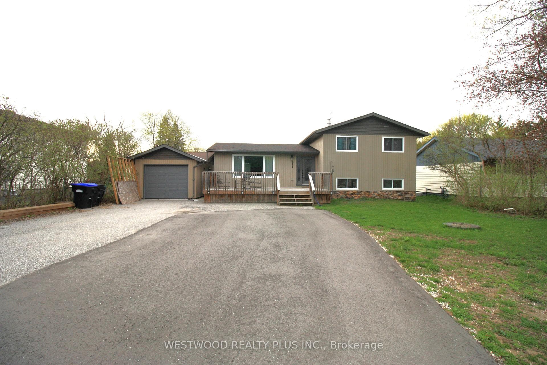 1042 Goshen Road, Innisfil