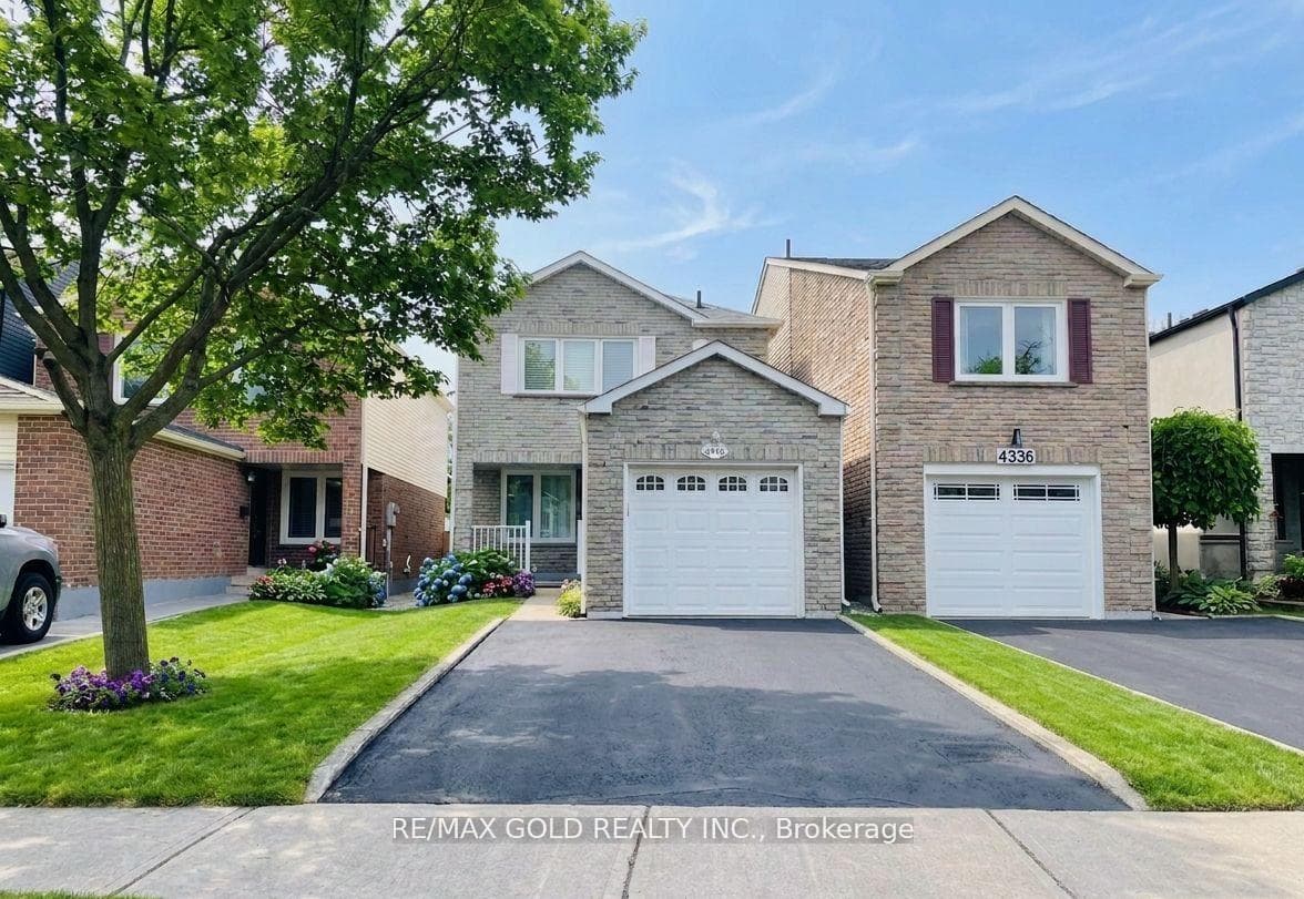 4334 Lee Drive, Mississauga, ON L4W 4A8 - Photo 1