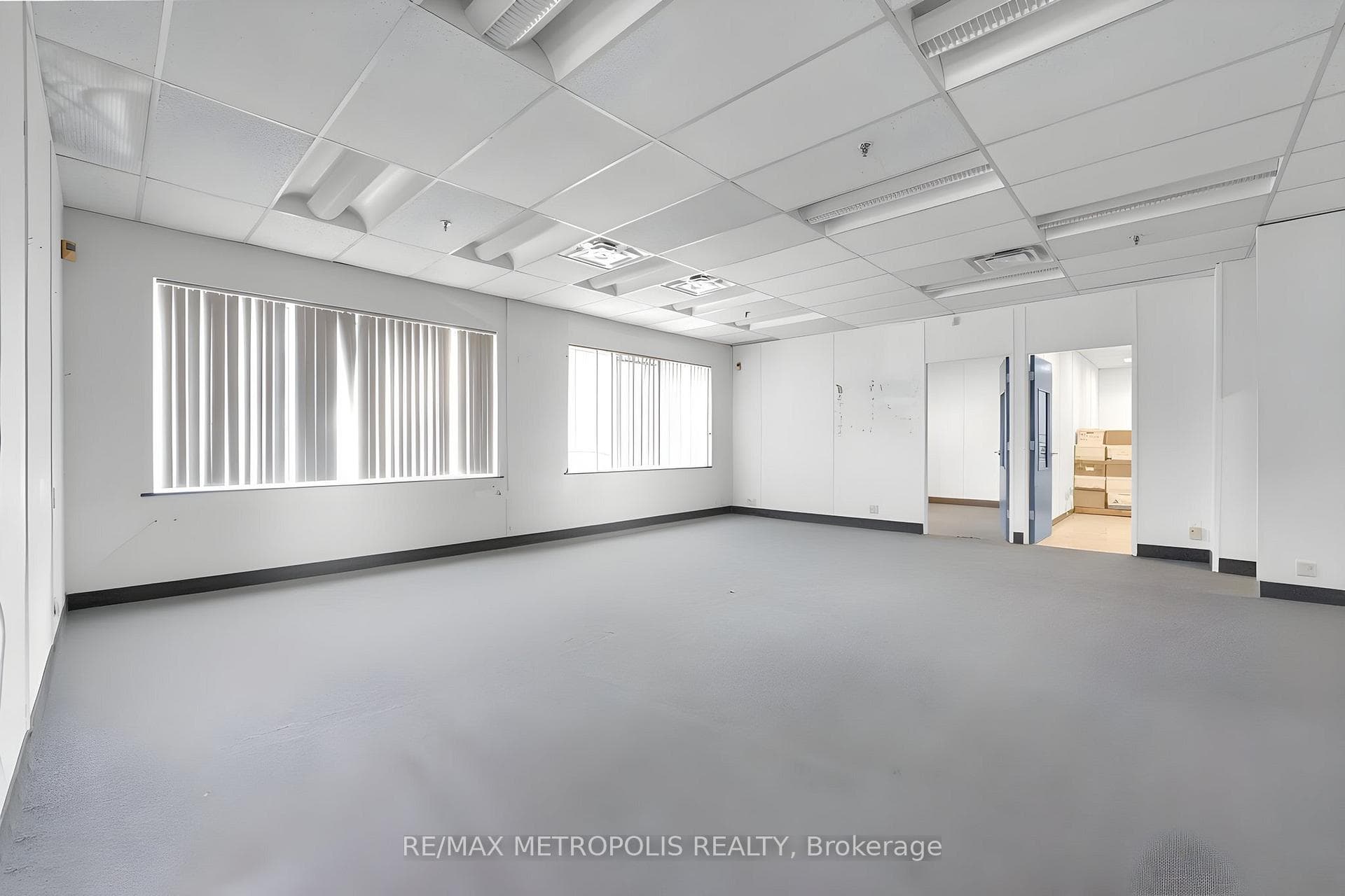 35 Oak Street, York / Weston, ON M9N 1A1 - Photo 1