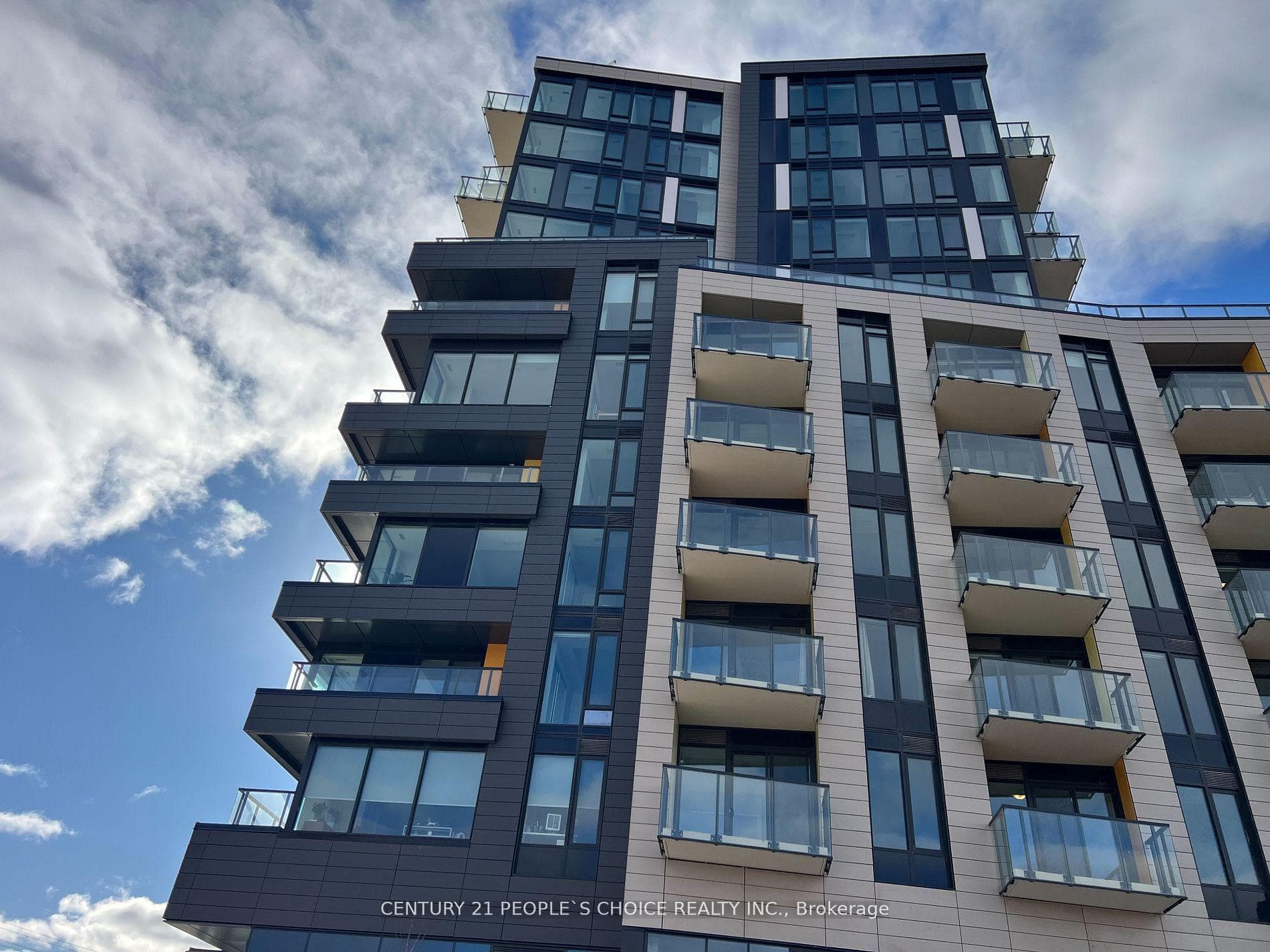 1415 Dundas Street Unit 807, Oakville, ON L6H 7V8 - Photo 1