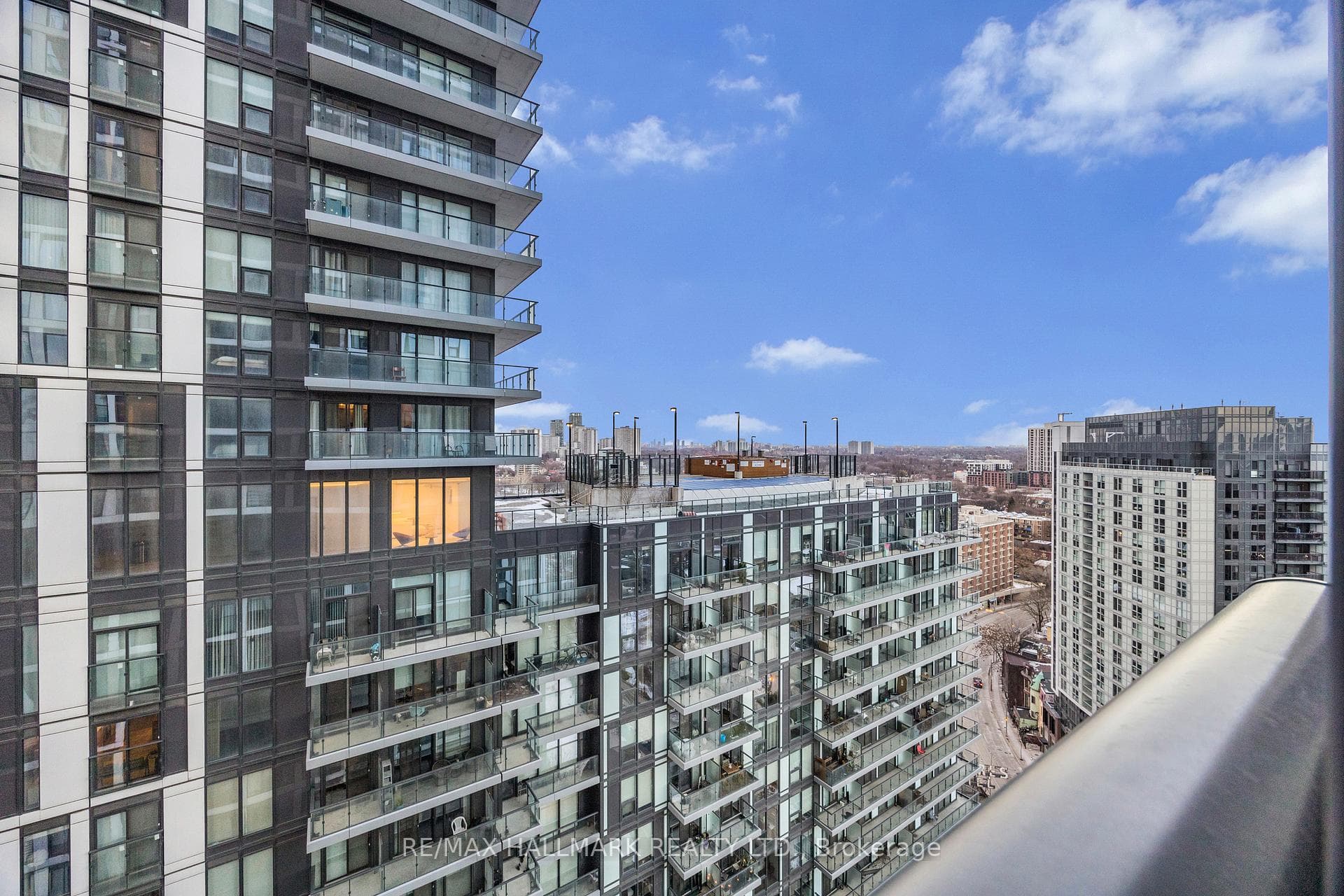 181 Dundas Street Unit 2201, Regent Park / Cabbagetown / St. James Town, ON M5A 0N5 - Photo 1