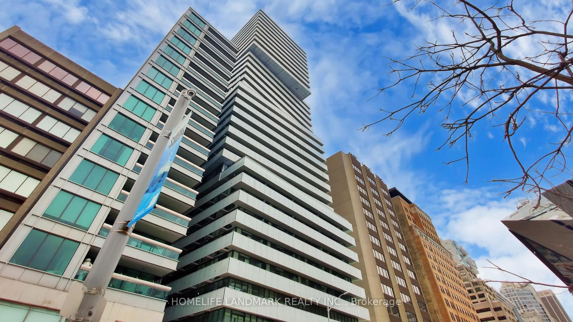 200 Bloor Street Unit 2305, Annex / Yorkville / Summerhill, ON M5S 0B1 - Photo 1