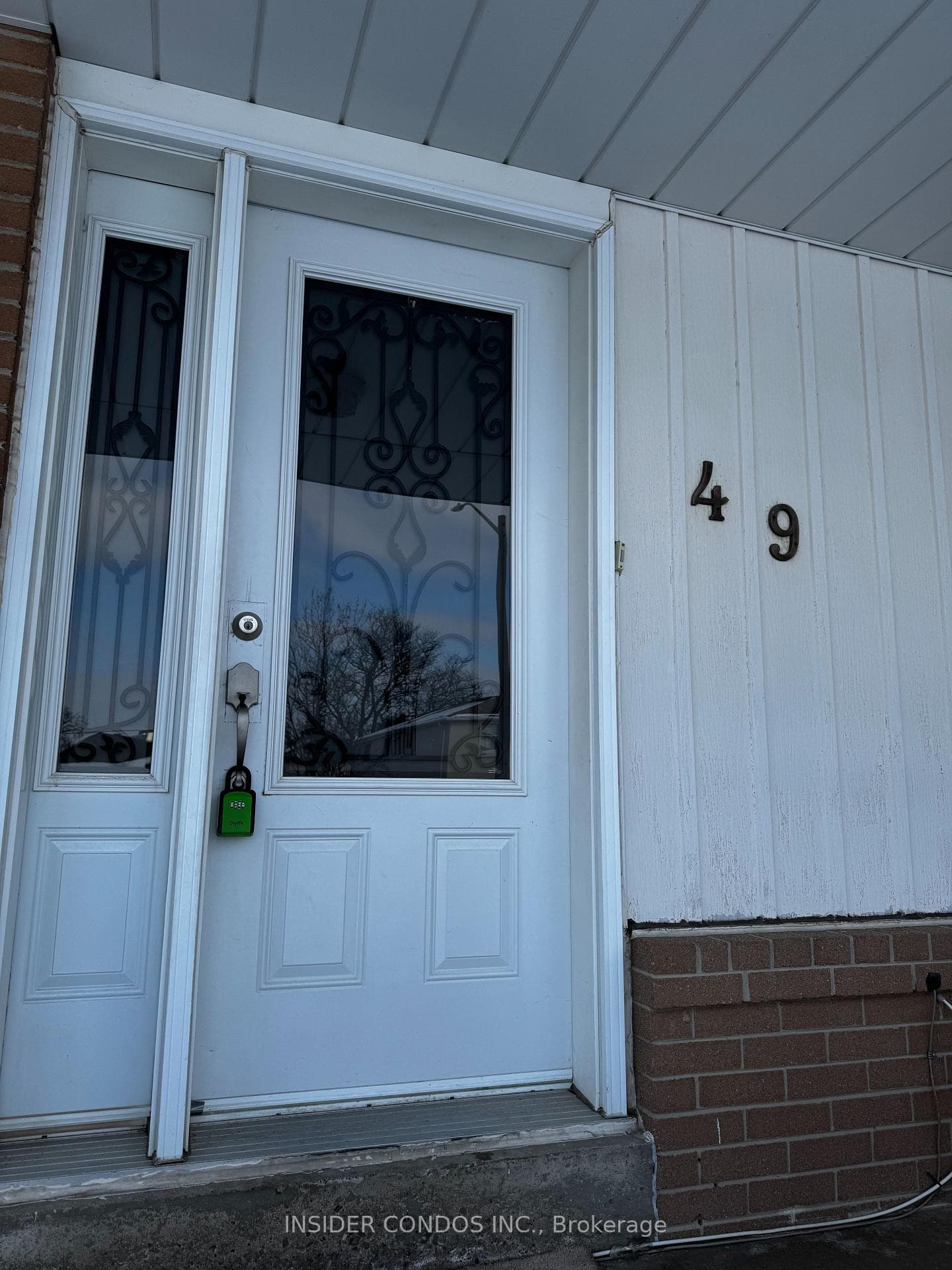 49 Doncaster Drive Unit Upper, Brampton, ON L6T 1S8 - Photo 1