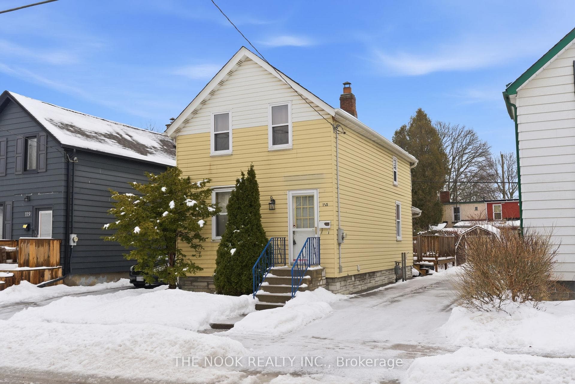 115 Banting Avenue, Oshawa, ON L1H 2M5 - Photo 1