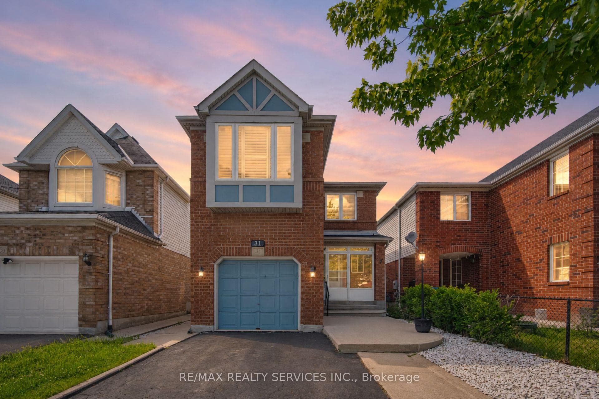 31 Larkspur Road, Brampton, ON L6R 1W8 - Photo 1