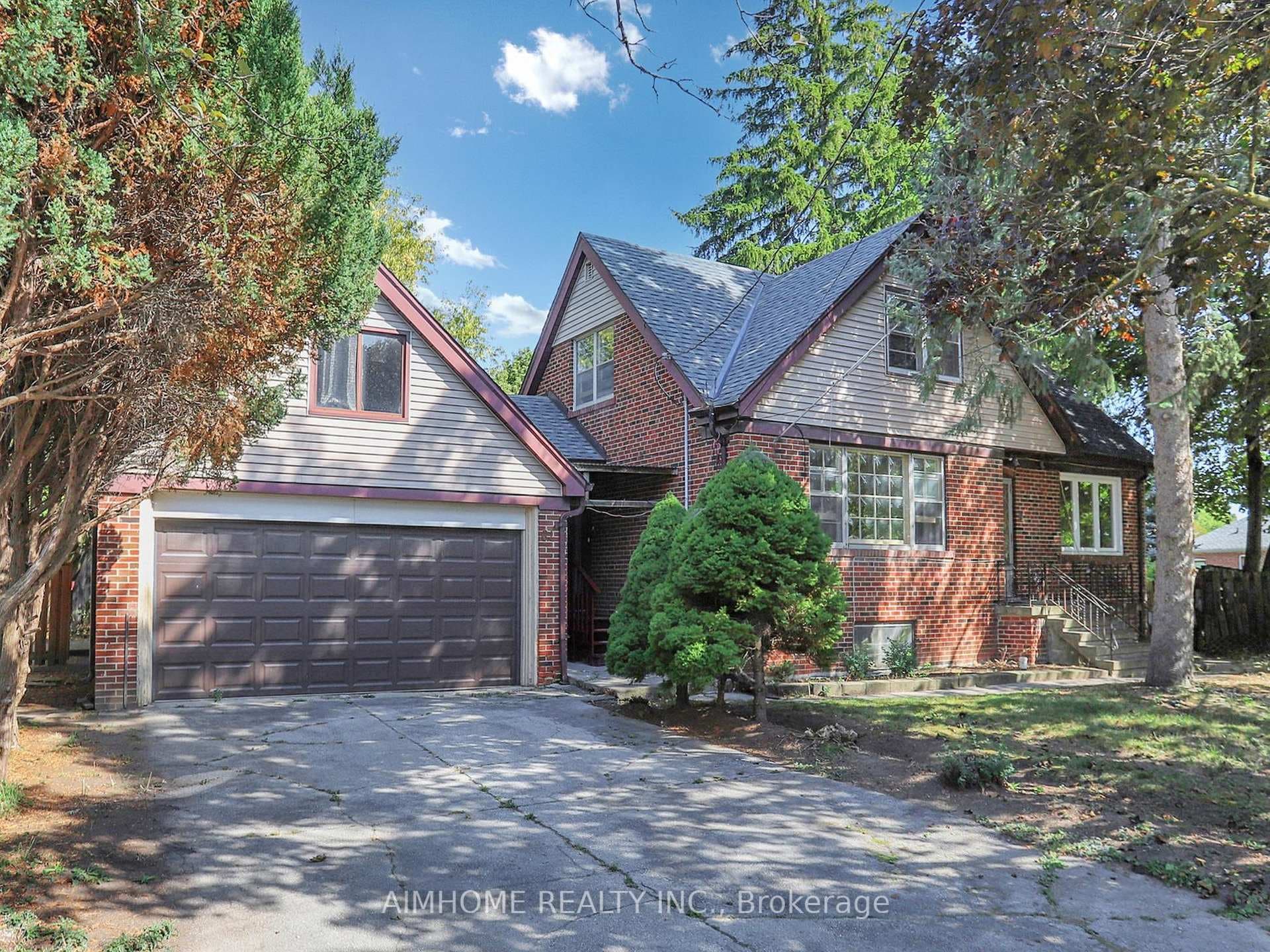 61 Talbot Road, Toronto C07