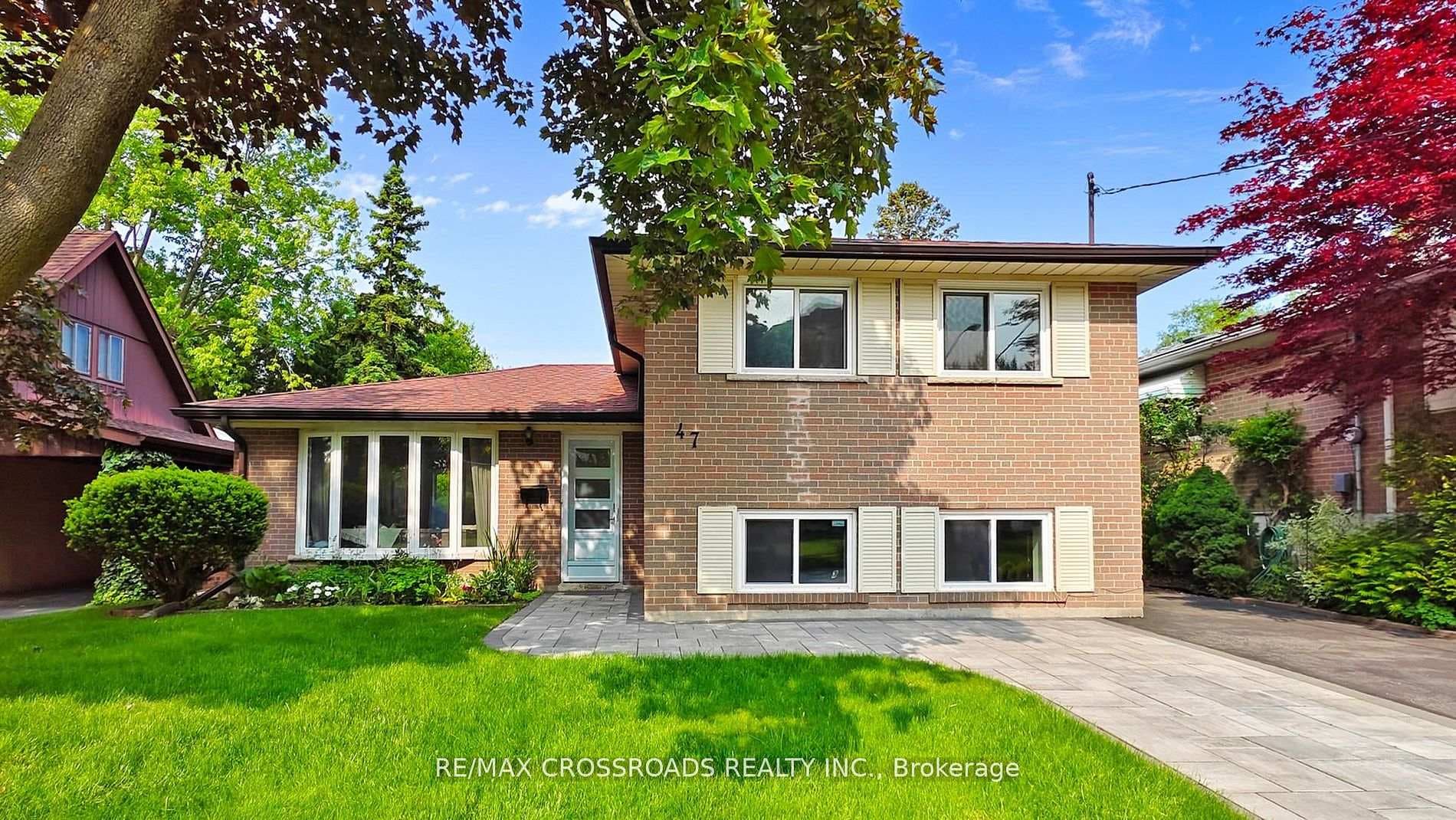 47 Flavian Crescent, Hillcrest Village / Bayview Village, ON M2H 1V8 - Photo 1