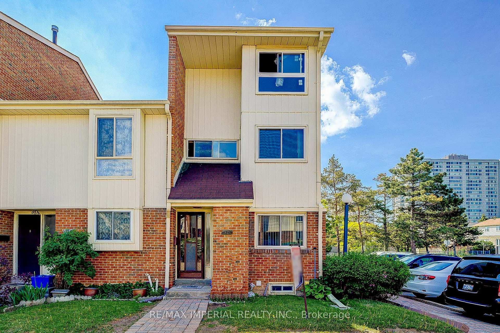 20 Brookmill Boulevard Unit 130, Toronto E05
