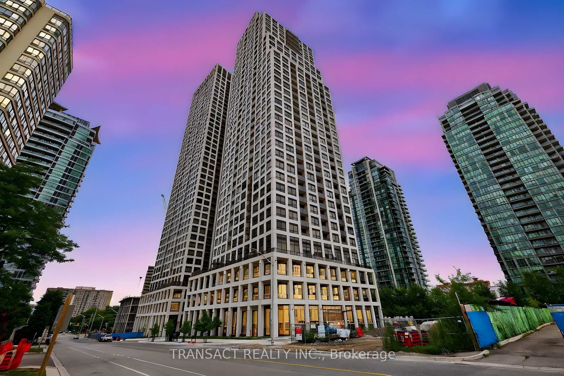 36 Elm Drive Unit 1706, Mississauga, ON L5B 0N3 - Photo 1