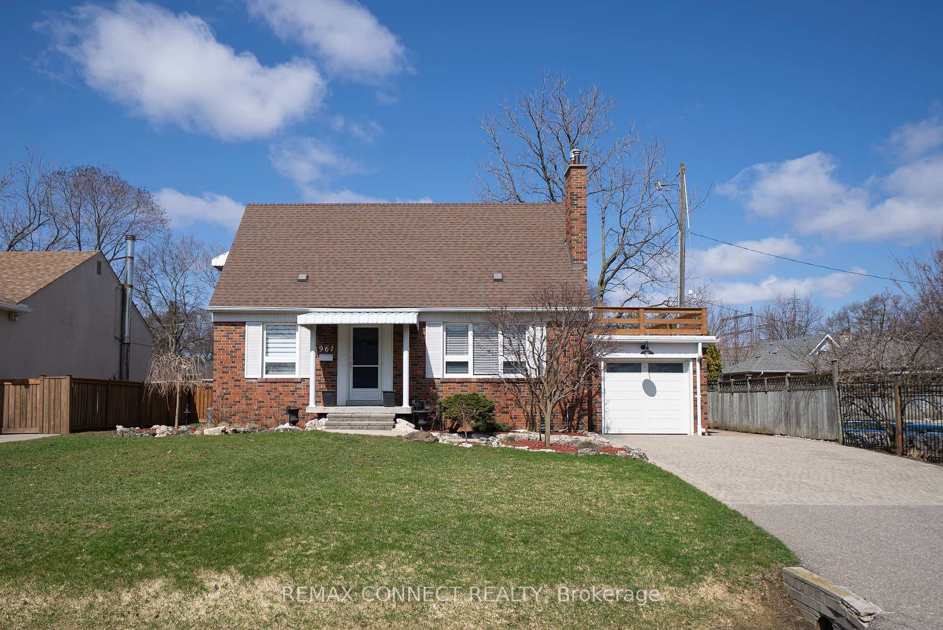 961 Ribston Road, Mississauga, ON L4Y 1B5 - Photo 1