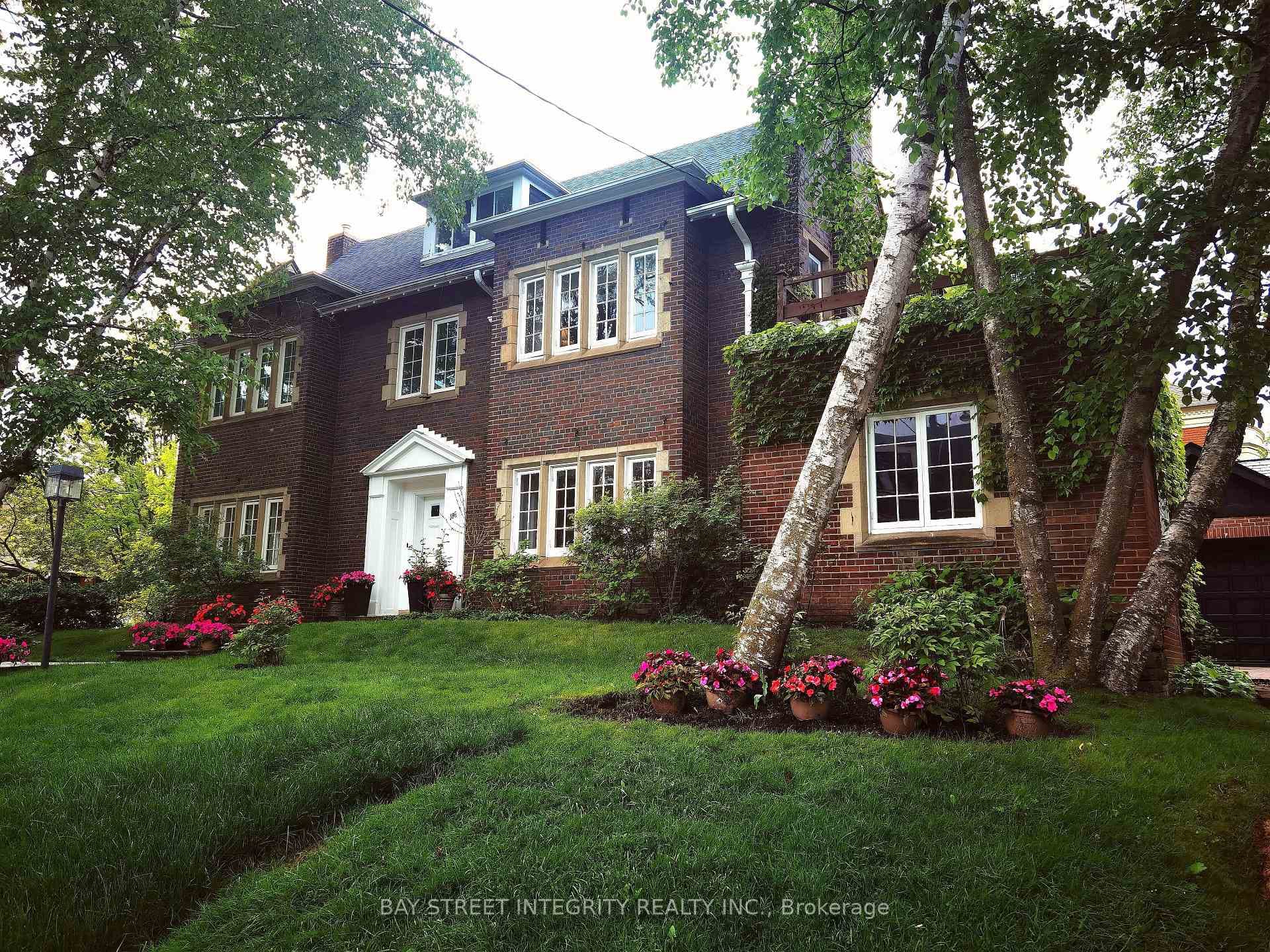 184 Heath Street, Forest Hill / Deer Park, ON M4V 1V2 - Photo 1