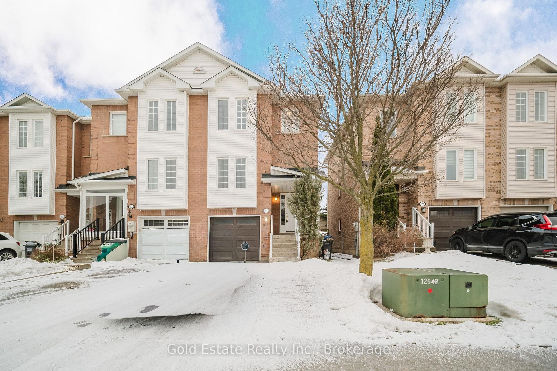 41 Wilmont Court, Brampton, ON L6X 4Z4 - Photo 1