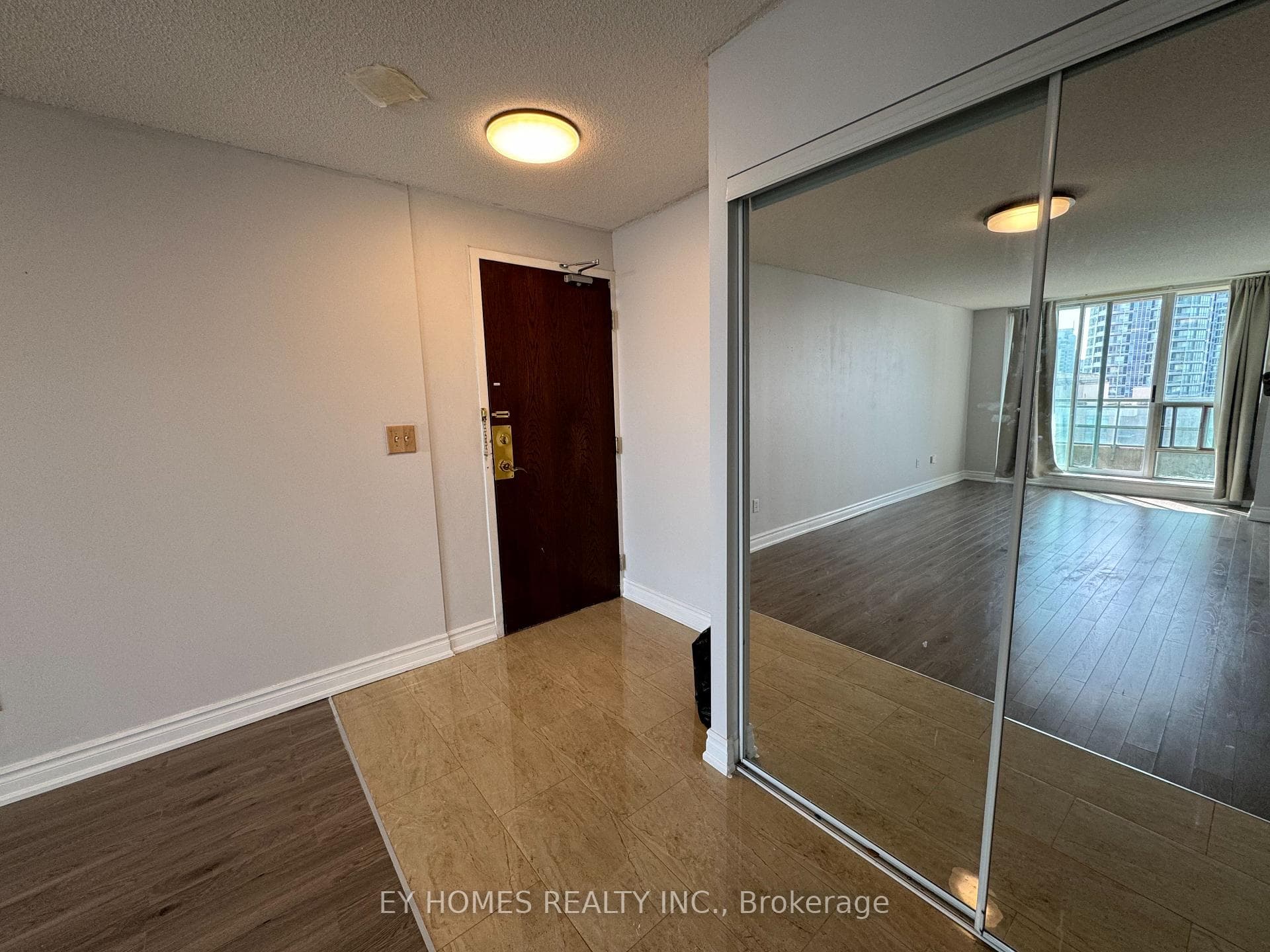 3 Pemberton Avenue Unit 2001, Willowdale / Newtonbrook, ON M2M 4M1 - Photo 1