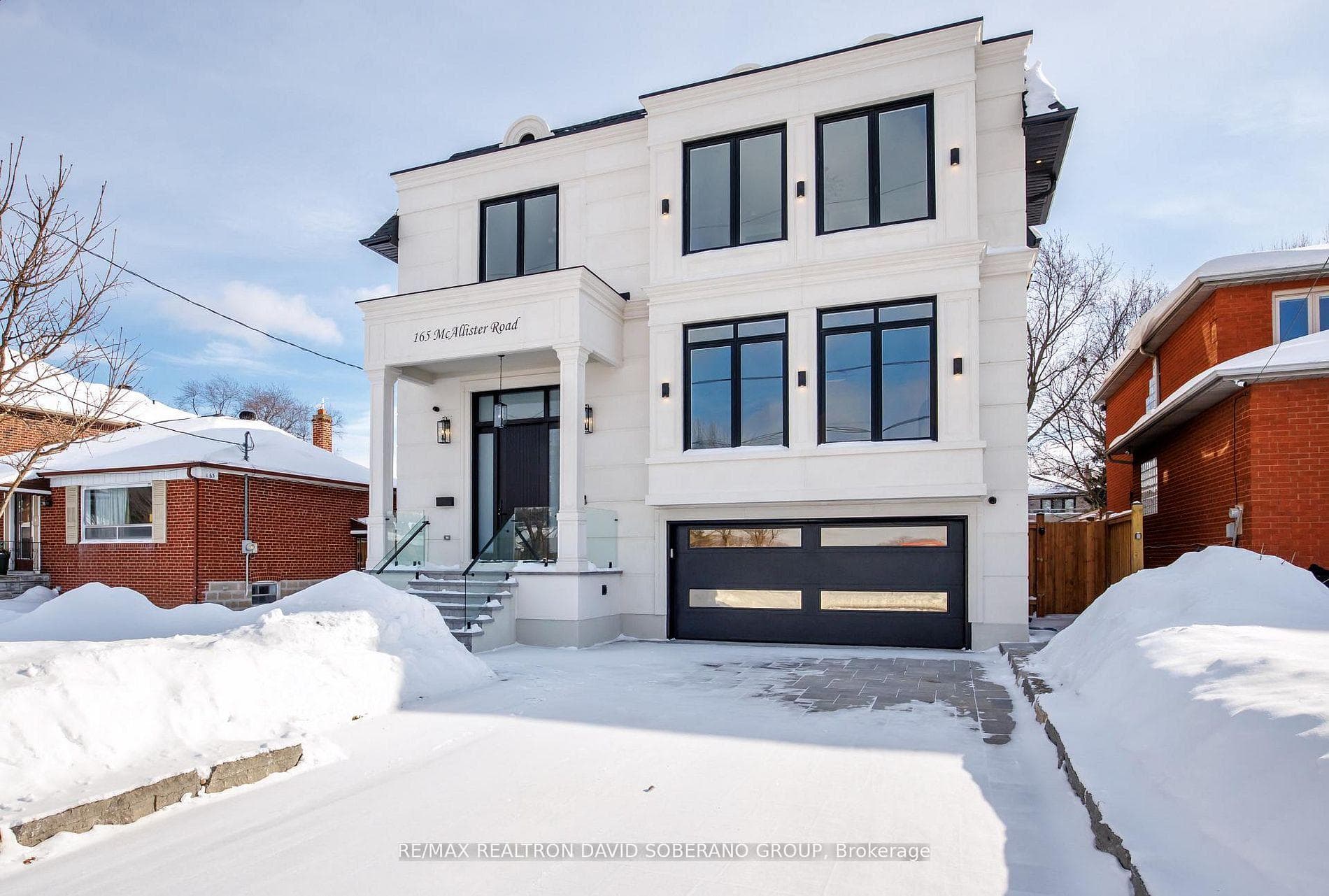 165 Mcallister Road, North York (Bathurst Manor / Clanton Park), ON M3H 2N5 - Photo 1