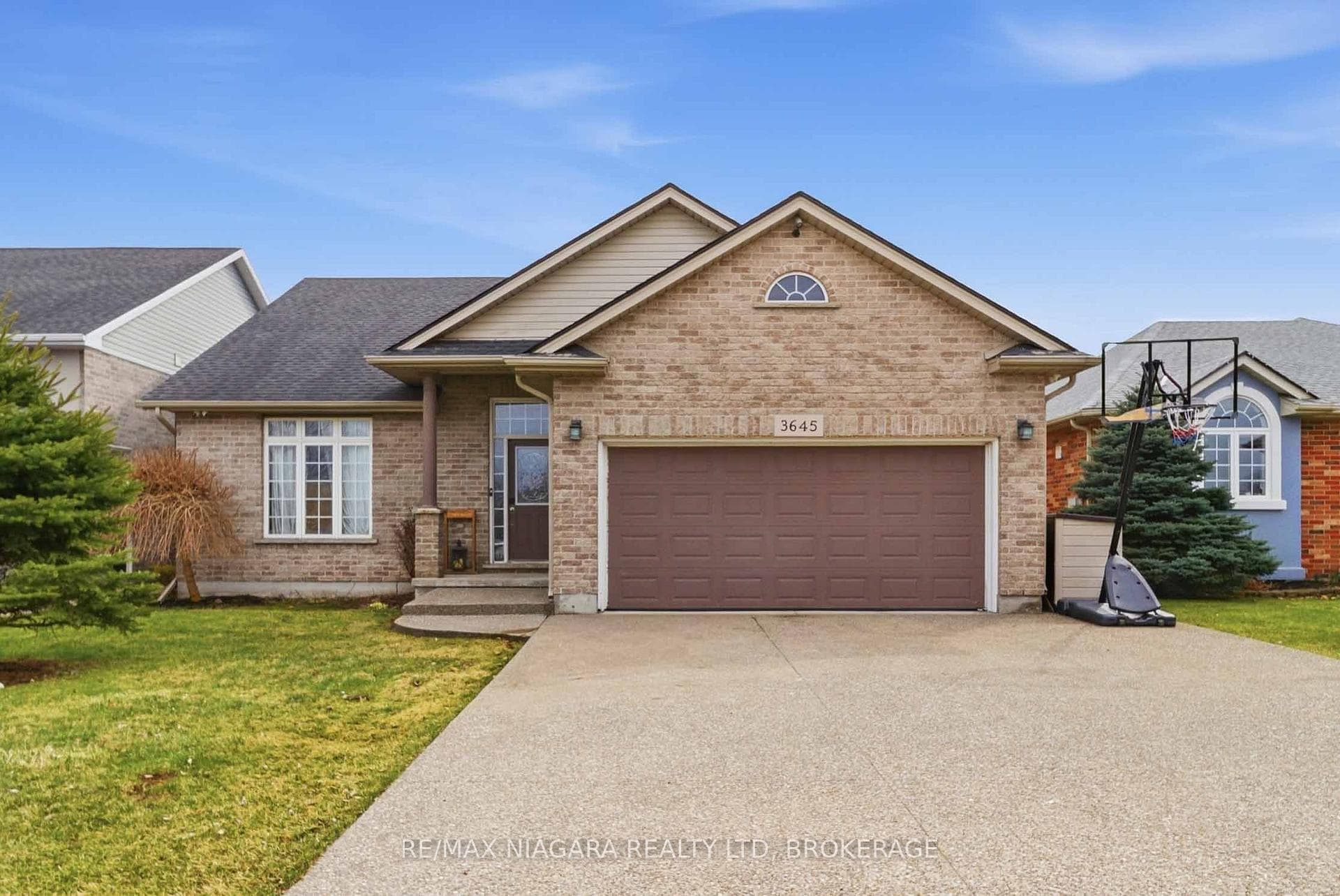 3645 Carver Street, Fort Erie, ON L0S 1S0 - Photo 1