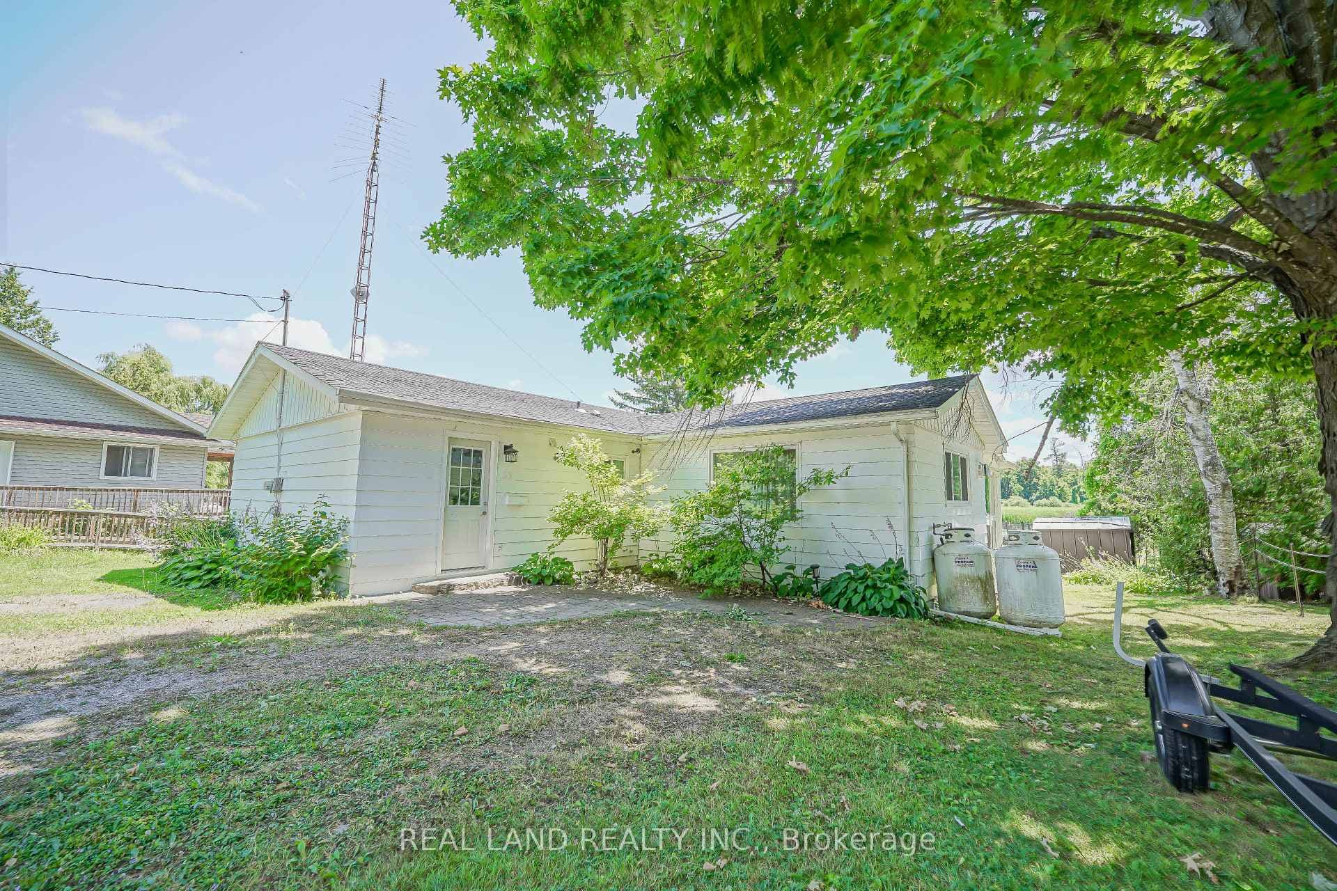 21 Marilyn Crescent, Kawartha Lakes, ON K0L 1T0 - Photo 1