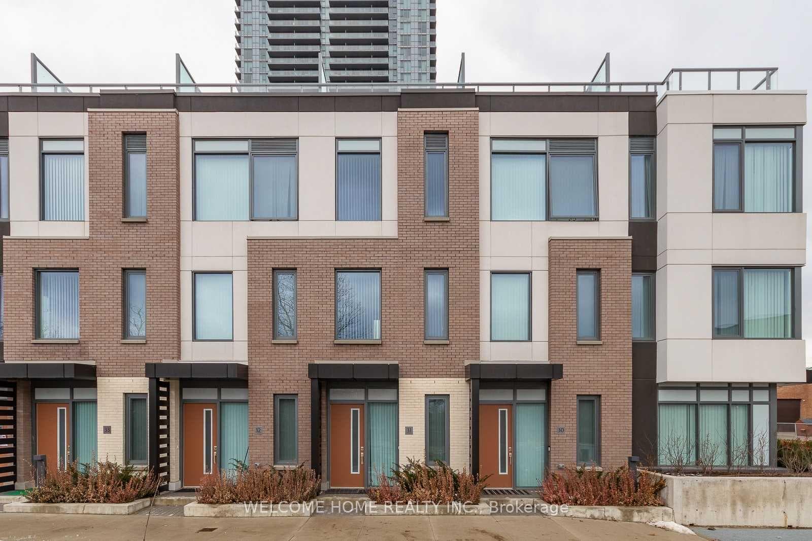 1050 Portage Parkway Unit Th30, Vaughan