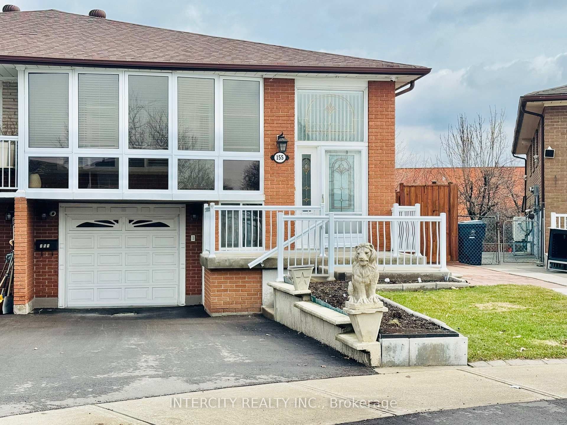 155 Cabana Drive, Downsview / Black Creek, ON M9L 1L2 - Photo 1