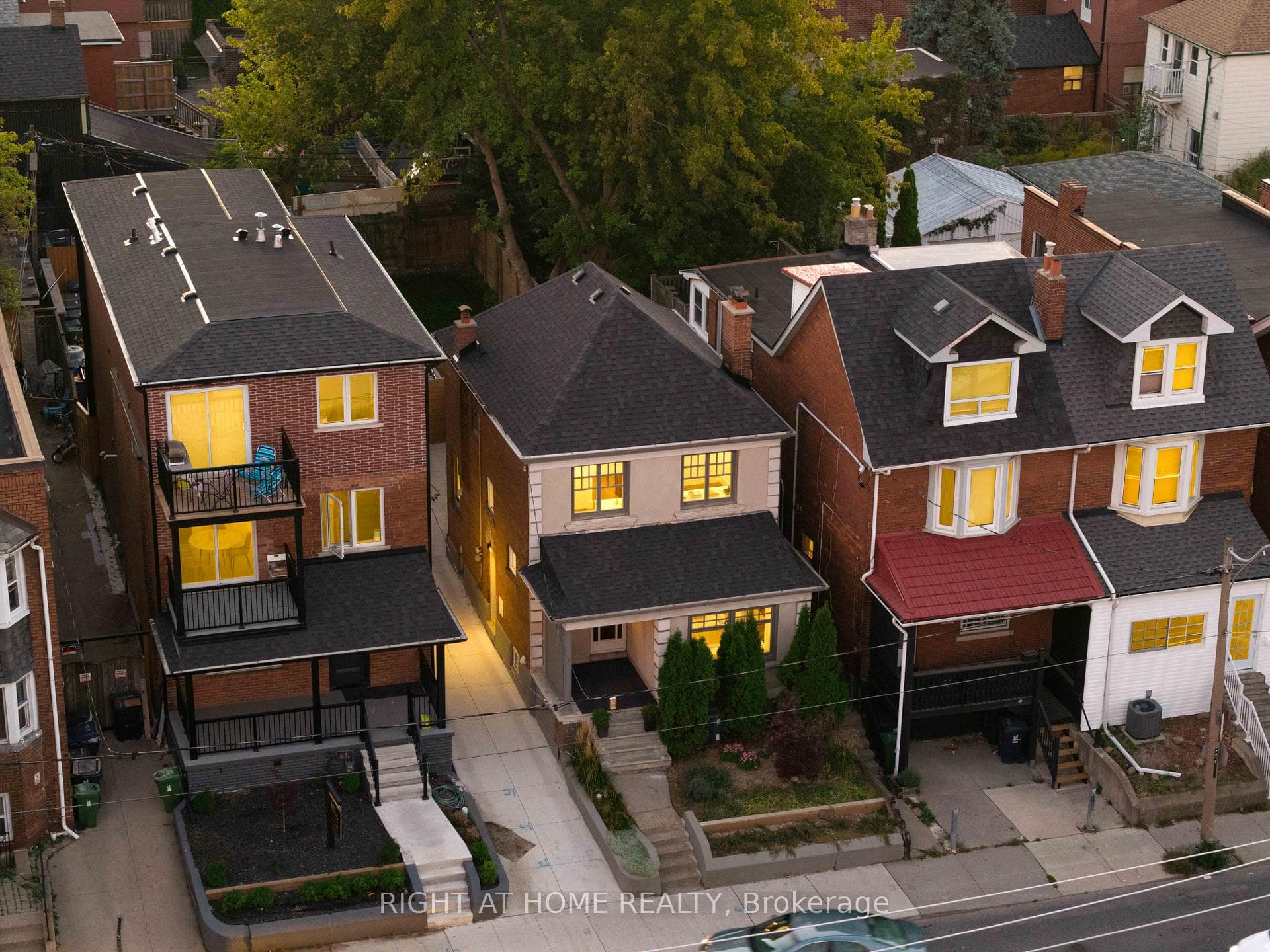1642 Dufferin Street, Keelesdale / Eglinton West, ON M6H 3L8 - Photo 1