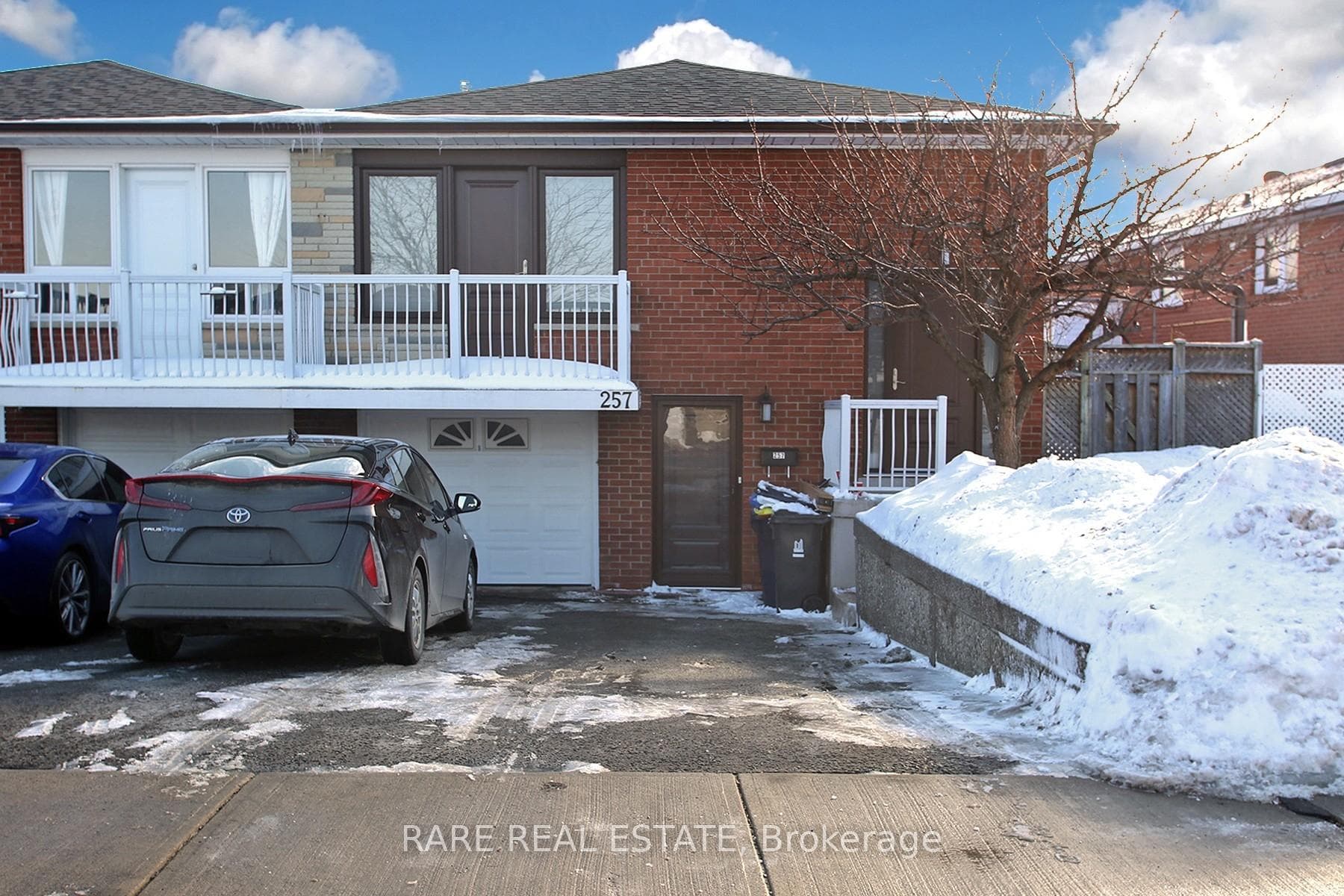 257 Hullmar Drive Unit Bsmt, Toronto W05