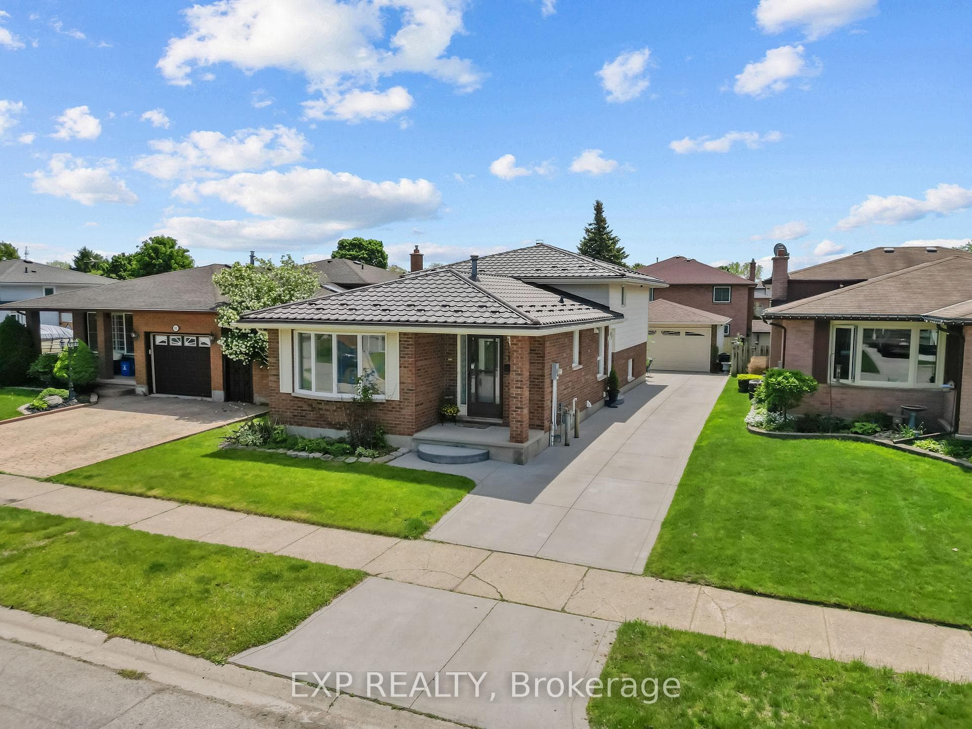 56 Classic Crescent, London East, ON N5W 5T8 - Photo 1