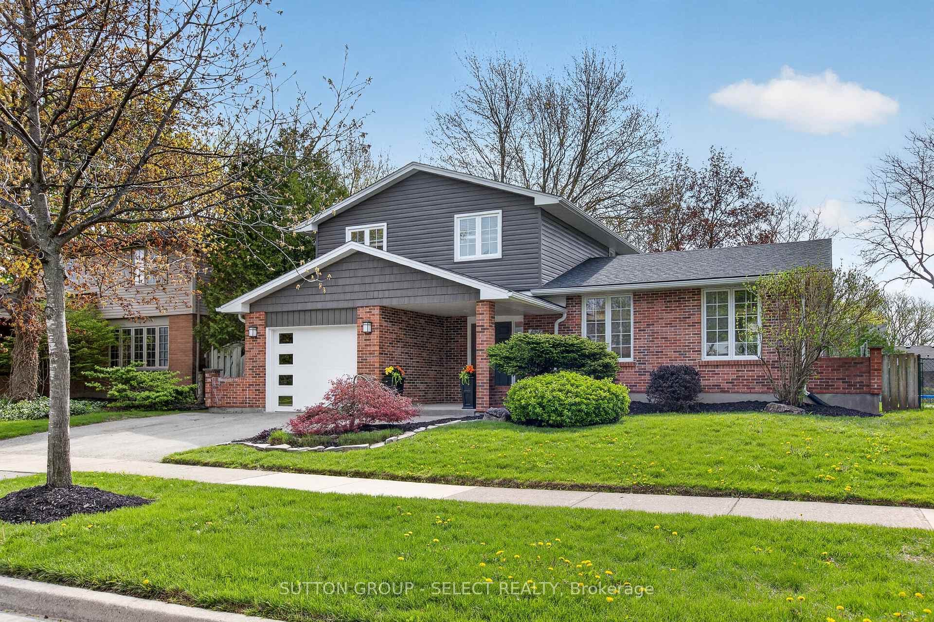 574 Cranbrook Road, London South, ON N6K 1W5 - Photo 1