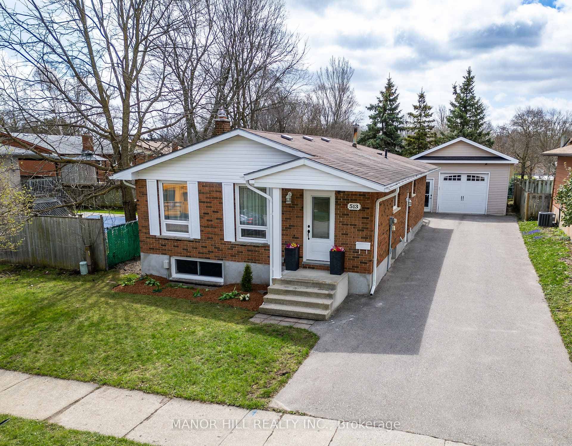513 Havelock Drive, Waterloo, ON N2L 4N8 - Photo 1
