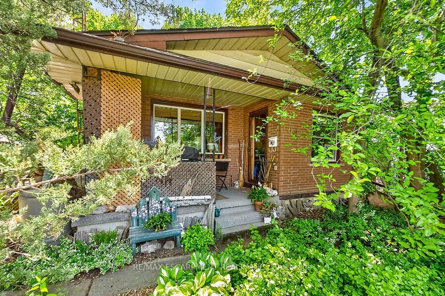 104 Teal Avenue, Hamilton, ON L8E 3B4 - Photo 1