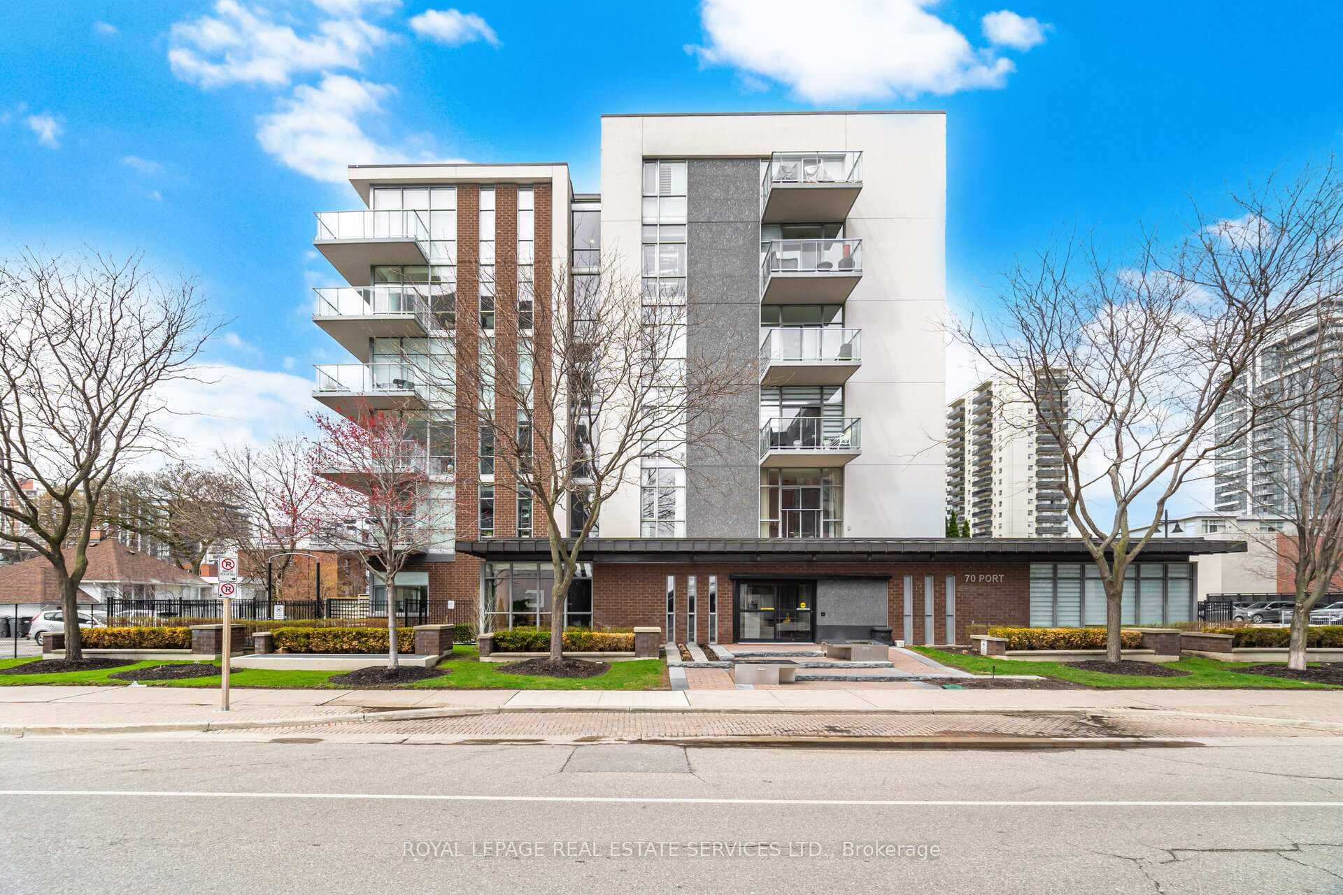 70 Port Street Unit 204, Mississauga, ON L5G 1E8 - Photo 1