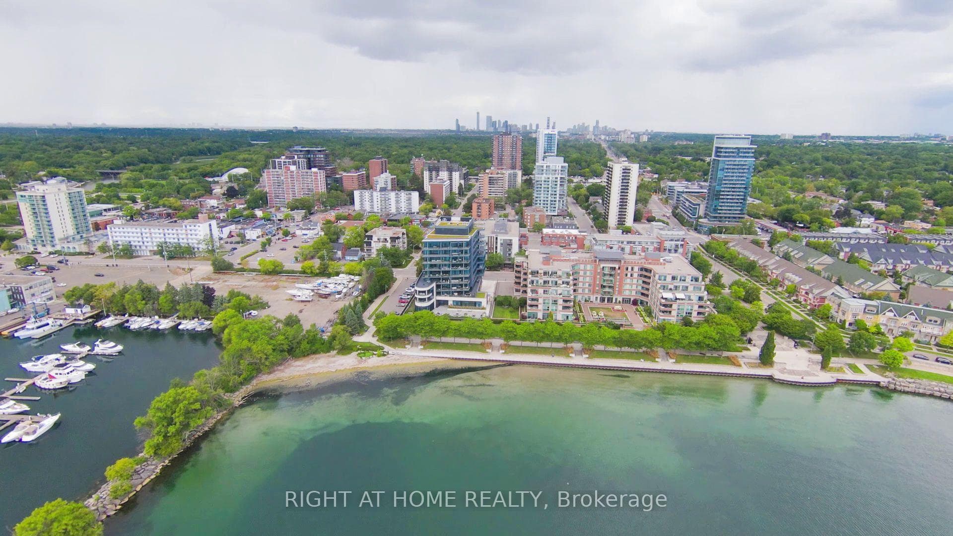 70 Port Street Unit 405, Mississauga, ON L5G 4V8 - Photo 1