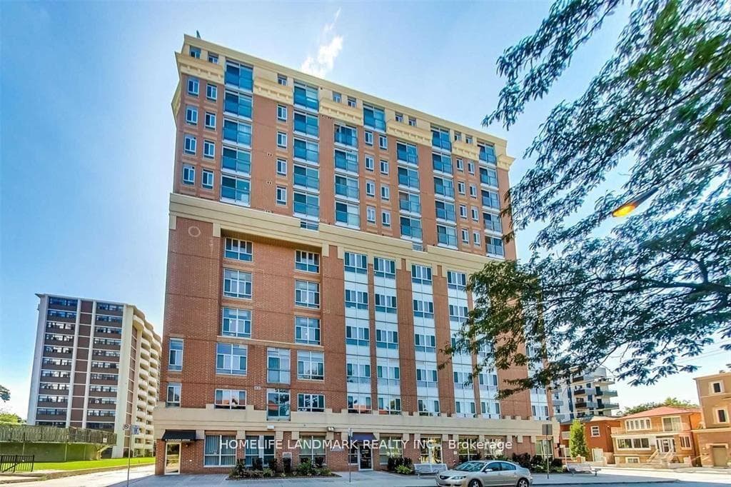 15 Maplewood Avenue Unit 1001, Forest Hill / Deer Park, ON M6C 4B4 - Photo 1