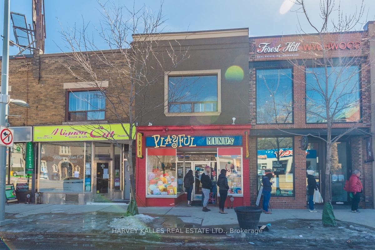 657 St Clair Avenue Unit Upper, Forest Hill / Deer Park, ON M6C 1A7 - Photo 1