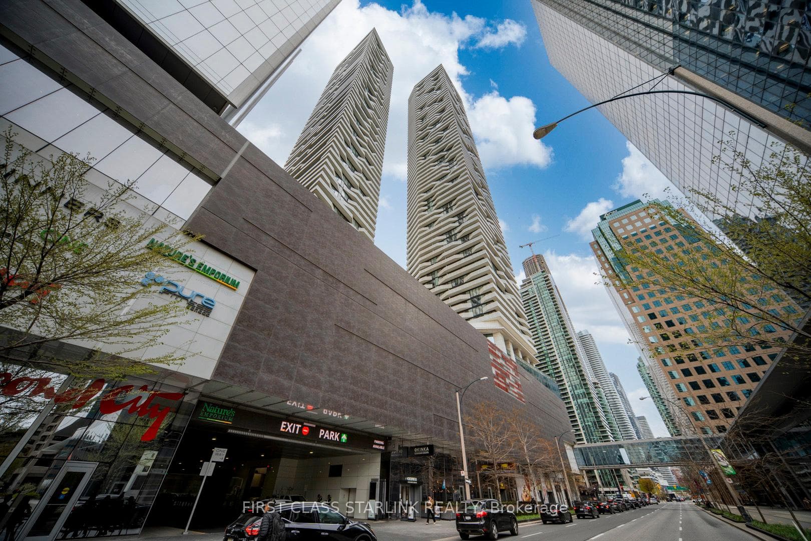 100 Harbour Street Unit 2801, Toronto C01