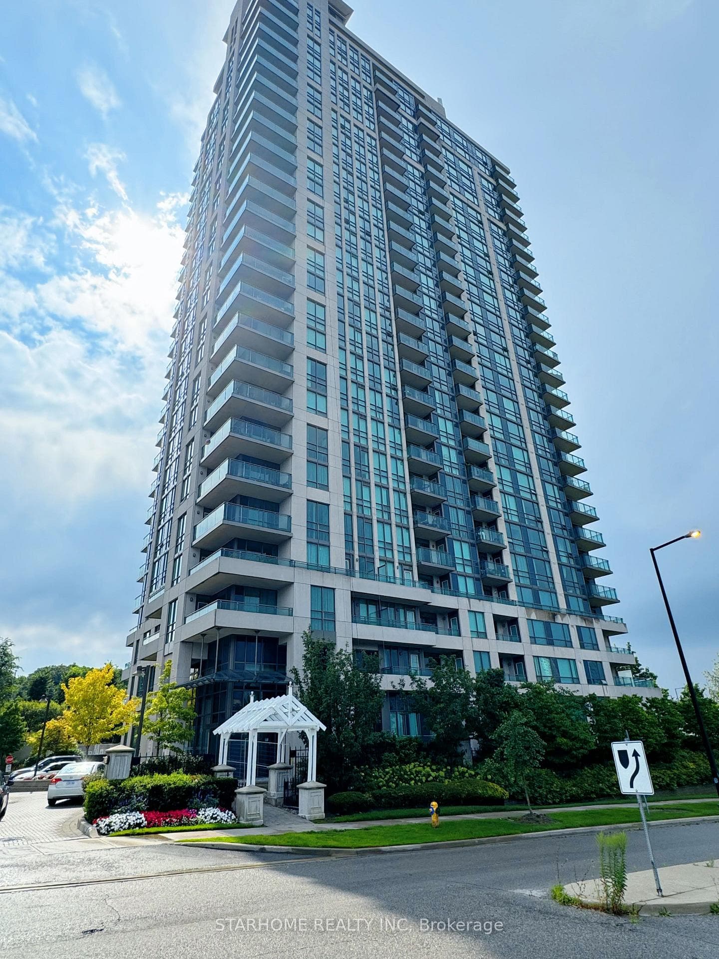 88 Grangeway Avenue Unit 1207, Toronto E09
