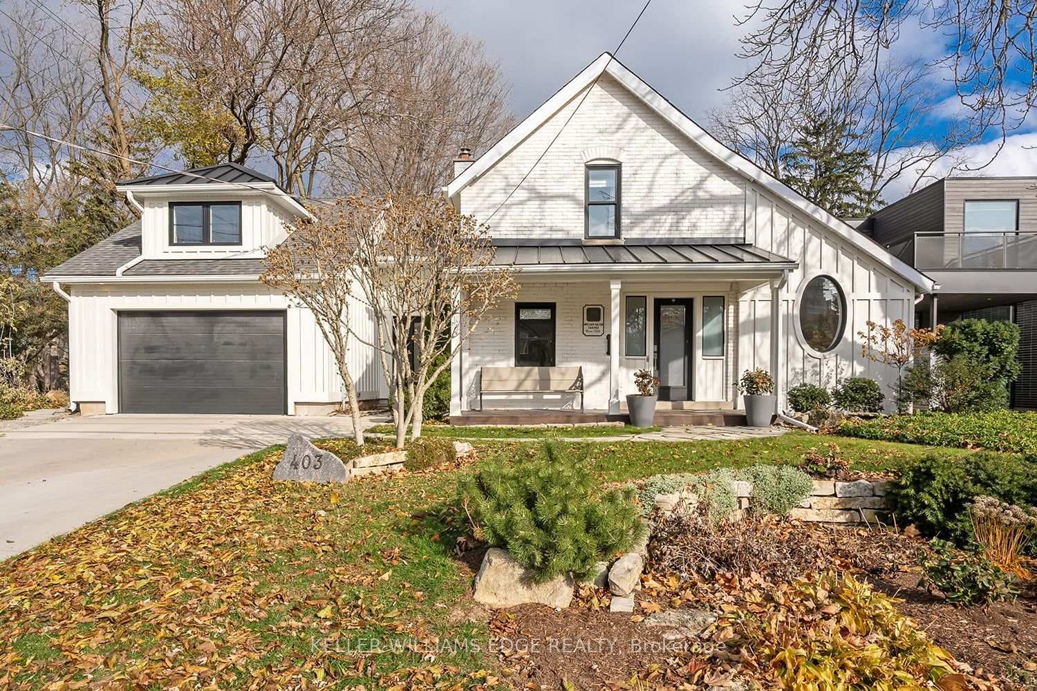 403 Smith Avenue, Burlington, ON L7R 2T9 - Photo 1