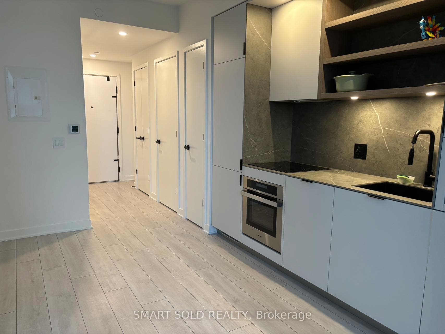 55 Charles Street Unit 2811, Regent Park / Cabbagetown / St. James Town, ON M4Y 0J1 - Photo 1