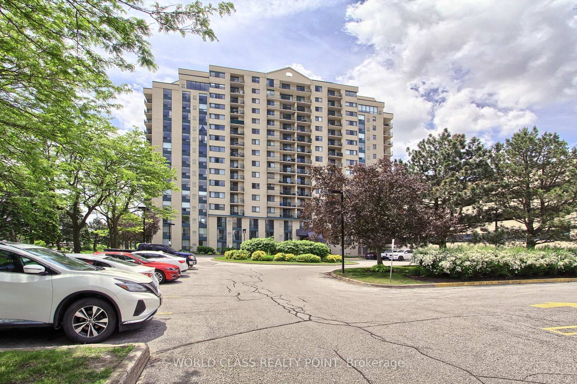 75 Ellen Street Unit 207, Barrie