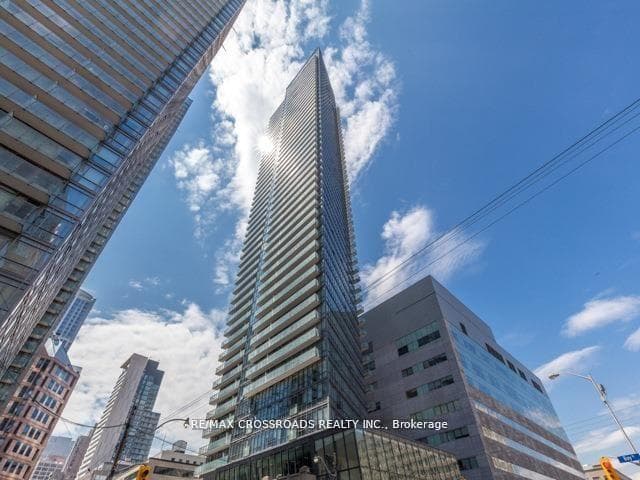 832 Bay Street Unit 1908, Downtown Toronto / Waterfront, ON M5S 1Z6 - Photo 1