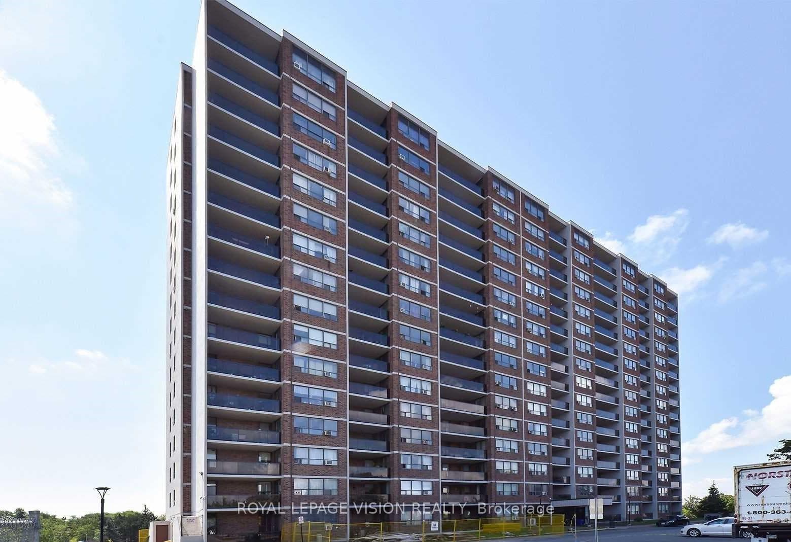 45 Sunrise Avenue Unit 708, Don Mills / Parkwoods / Victoria Village, ON M4A 2S3 - Photo 1