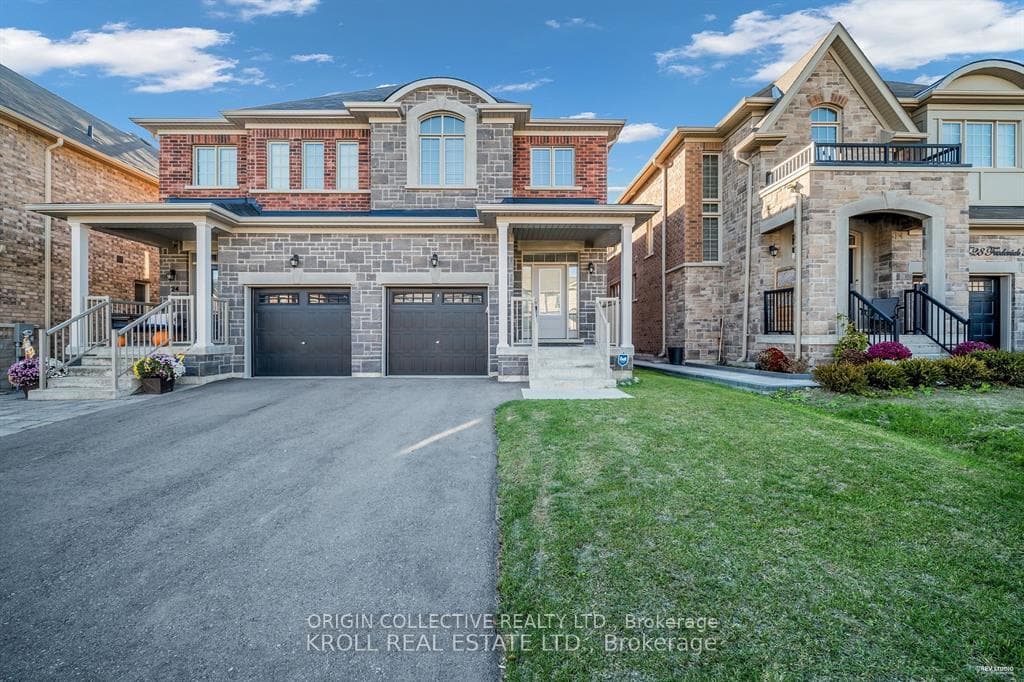 26 Frederick Taylor Way, East Gwillimbury, ON L0G 1M0 - Photo 1