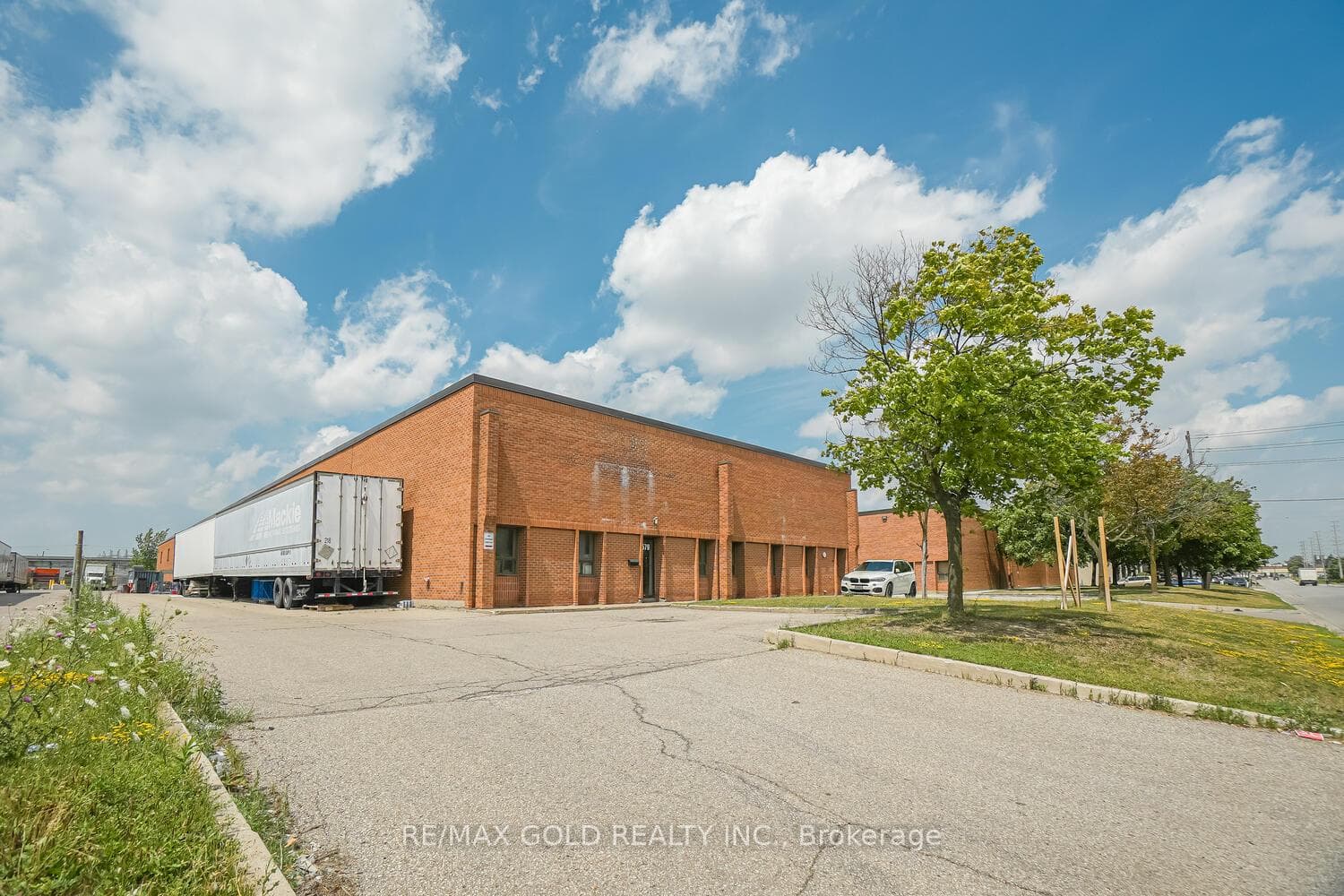 2579 Rena Road, Mississauga, ON L4T 1G6 - Photo 1