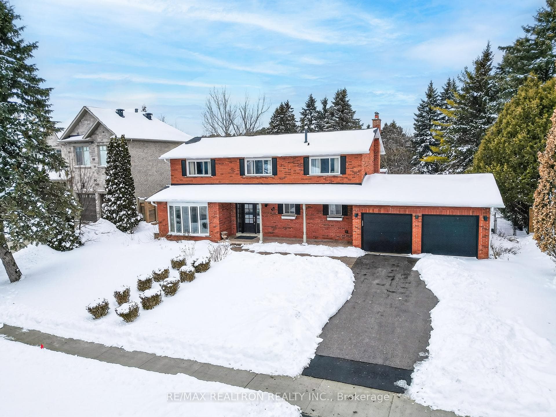 42 Blackforest Drive, Richmond Hill, ON L4E 2N6 - Photo 1