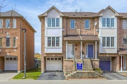 80 Acorn Place Unit 16, Mississauga