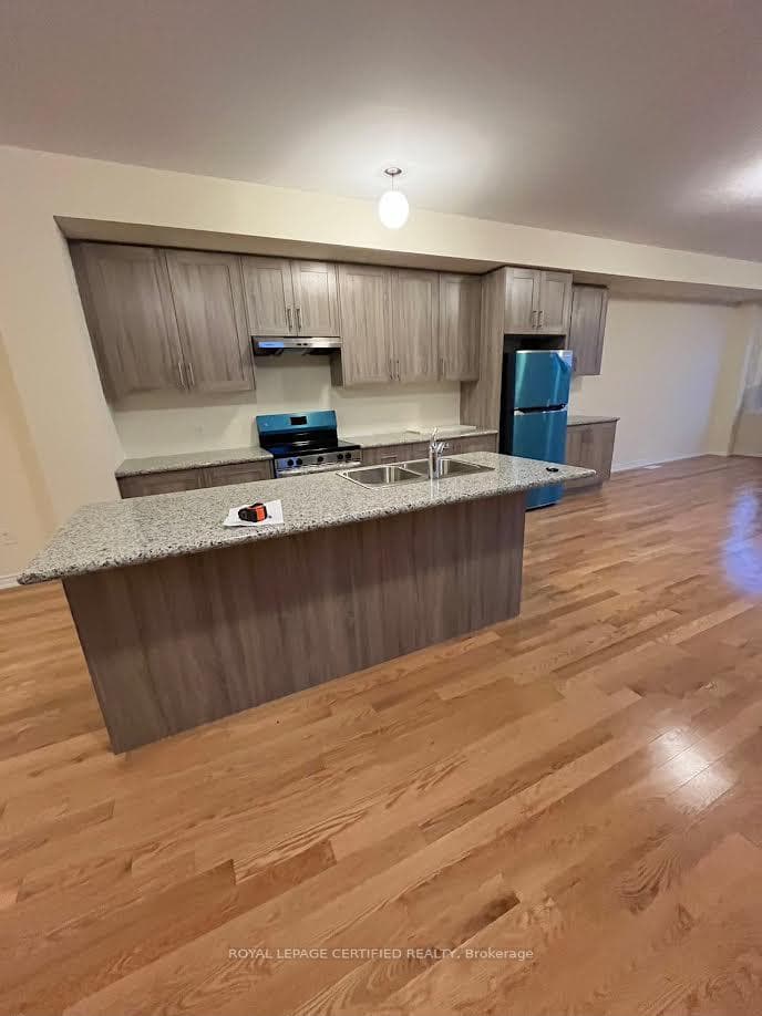 37 Puisaya Drive Unit Upper, Richmond Hill, ON L4E 1L2 - Photo 1
