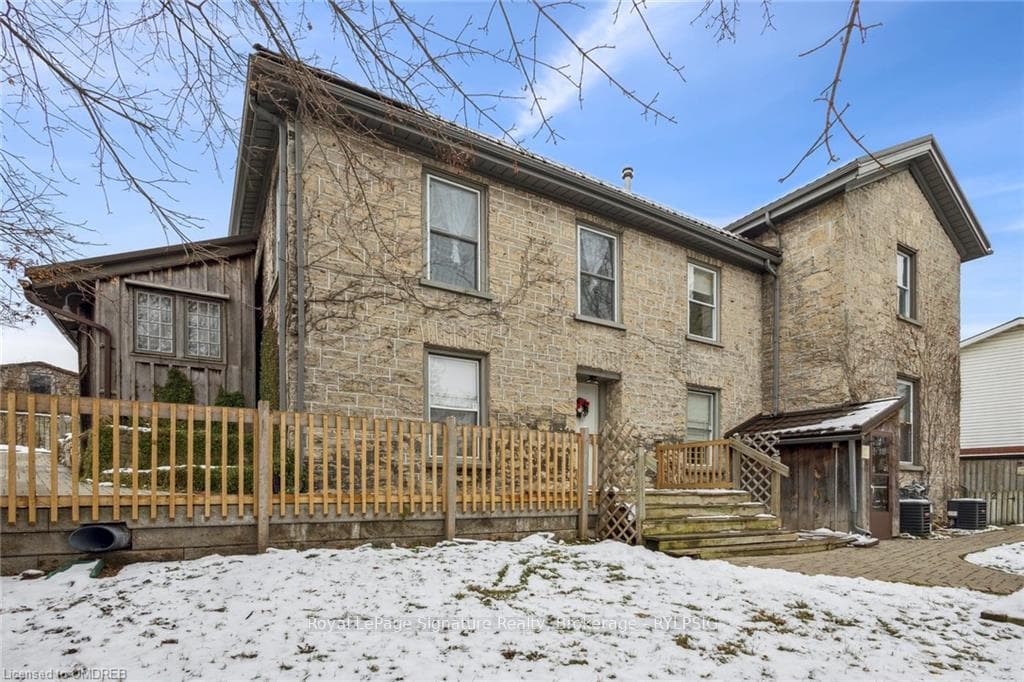 16 RAMORE Street Unit 4, Cambridge, ON N1S 2P7 - Photo 1