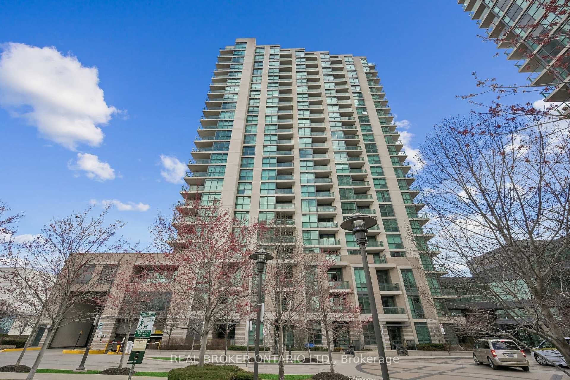 205 Sherway Gardens Road Unit 1704, Etobicoke (Islington / Rexdale), ON M9C 0A5 - Photo 1