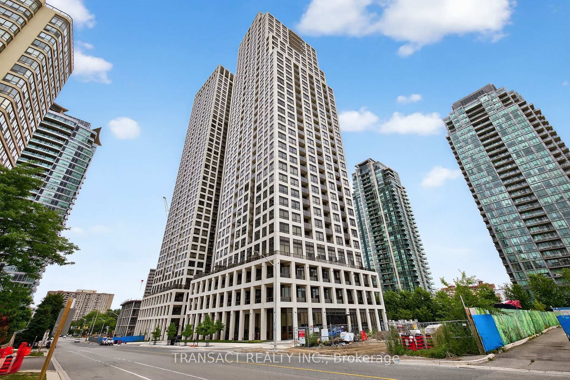 36 Elm Drive Unit 1706, Mississauga, ON L5B 0N3 - Photo 1